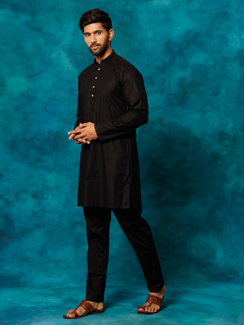 Vastramay Men's Black Cotton Blend Kurta Pyjama Set